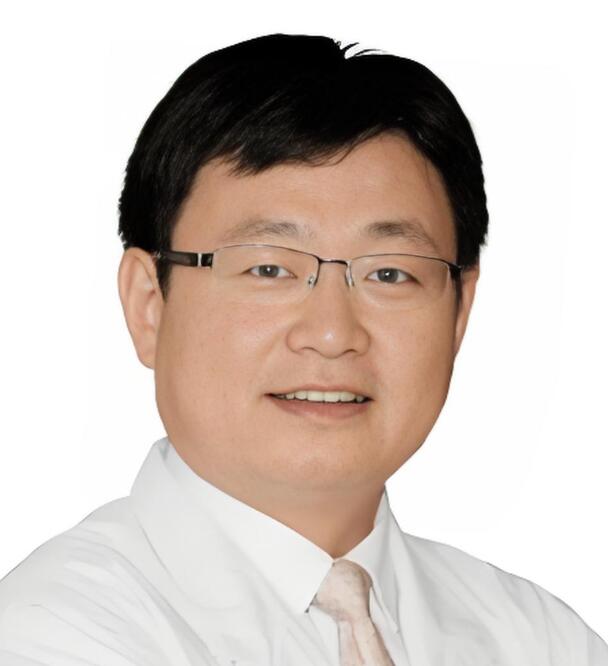 我校校友袁俊亮荣获2025“荣...